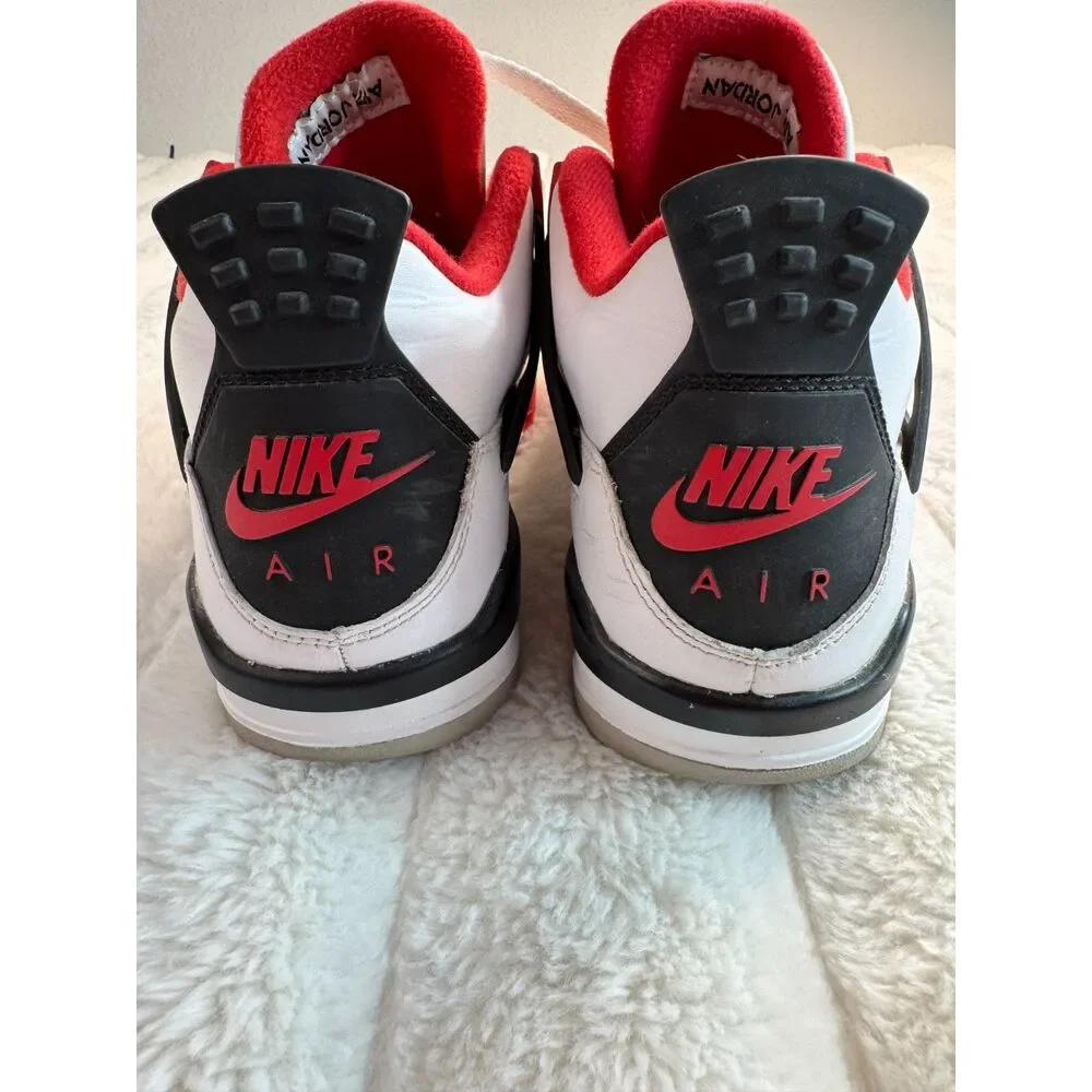 408452-160 Nike Air Jordan 4 Retro OG 'Fire Red' Size 5.5Y